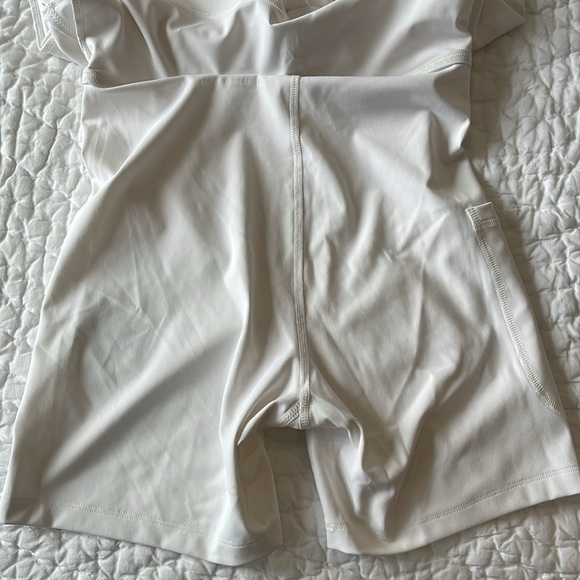 PowerSoft Extra High Rise Active Skort - Picture 4 of 5